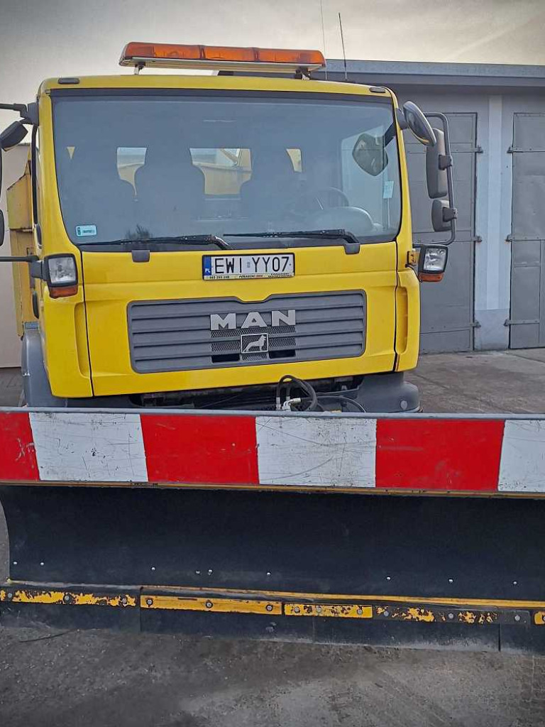 Nowy sprzęt w zakładzie usług komunalnych [ZDJĘCIA]