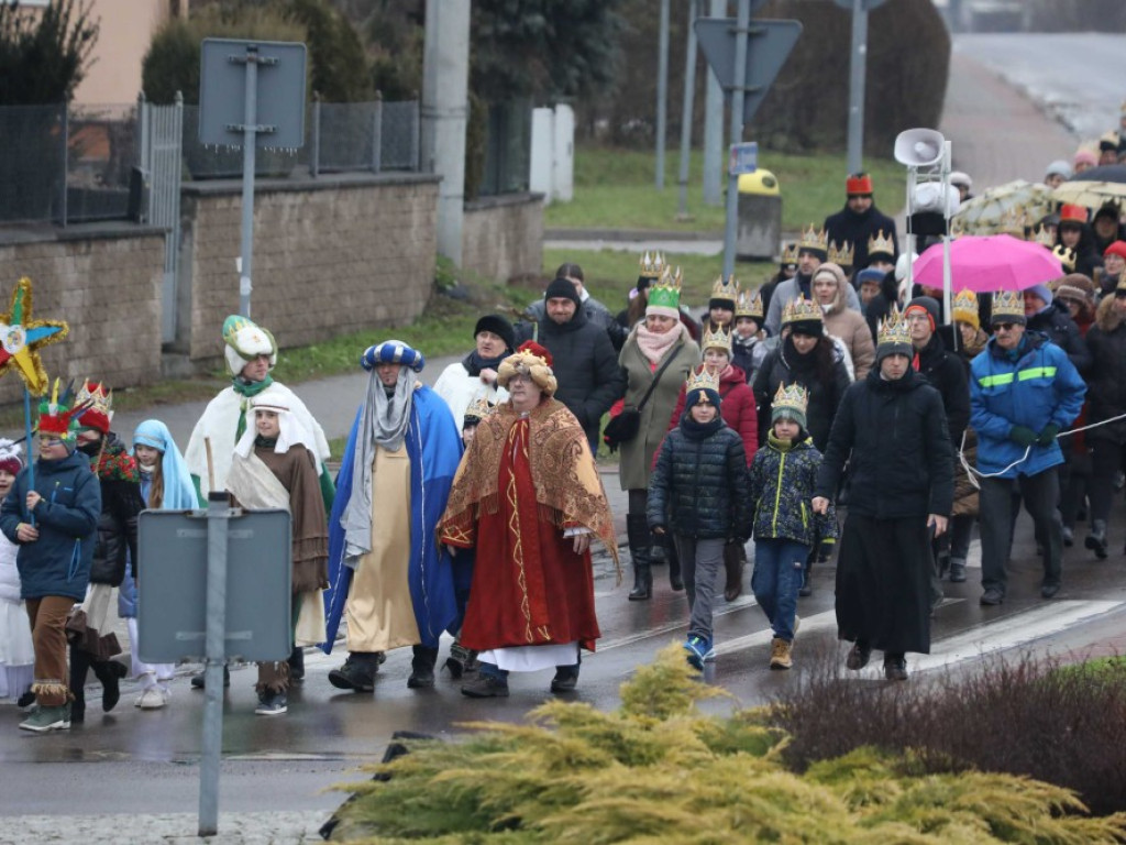 Hrubieszów: Orszak Trzech Króli [ZDJĘCIA]