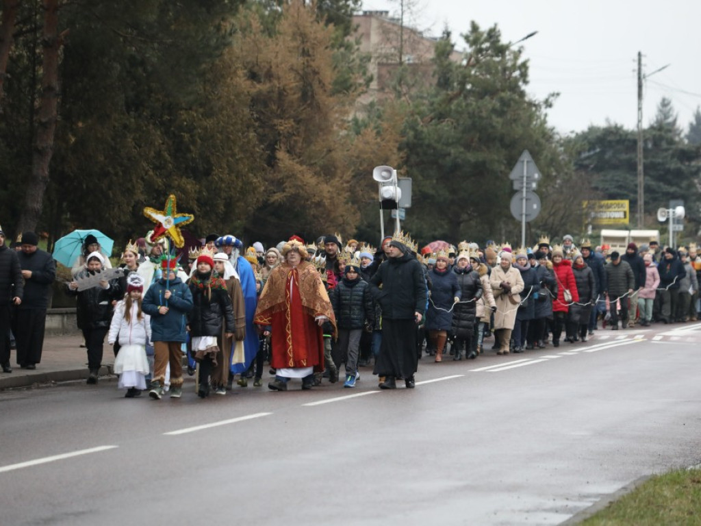Hrubieszów: Orszak Trzech Króli [ZDJĘCIA]