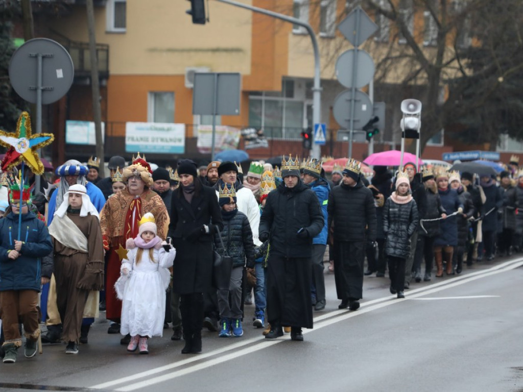 Hrubieszów: Orszak Trzech Króli [ZDJĘCIA]