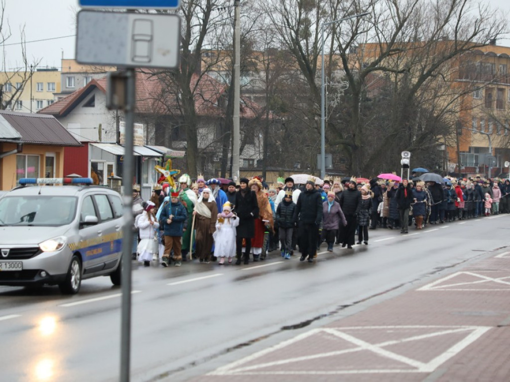 Hrubieszów: Orszak Trzech Króli [ZDJĘCIA]