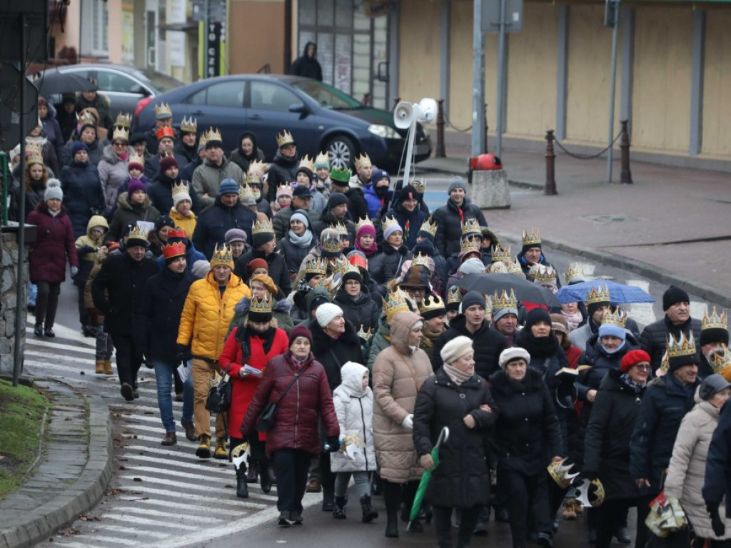 Hrubieszów: Orszak Trzech Króli [ZDJĘCIA]