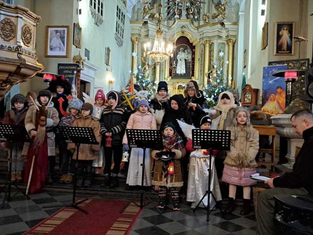 Zuchy kolędowały [ZDJĘCIA]