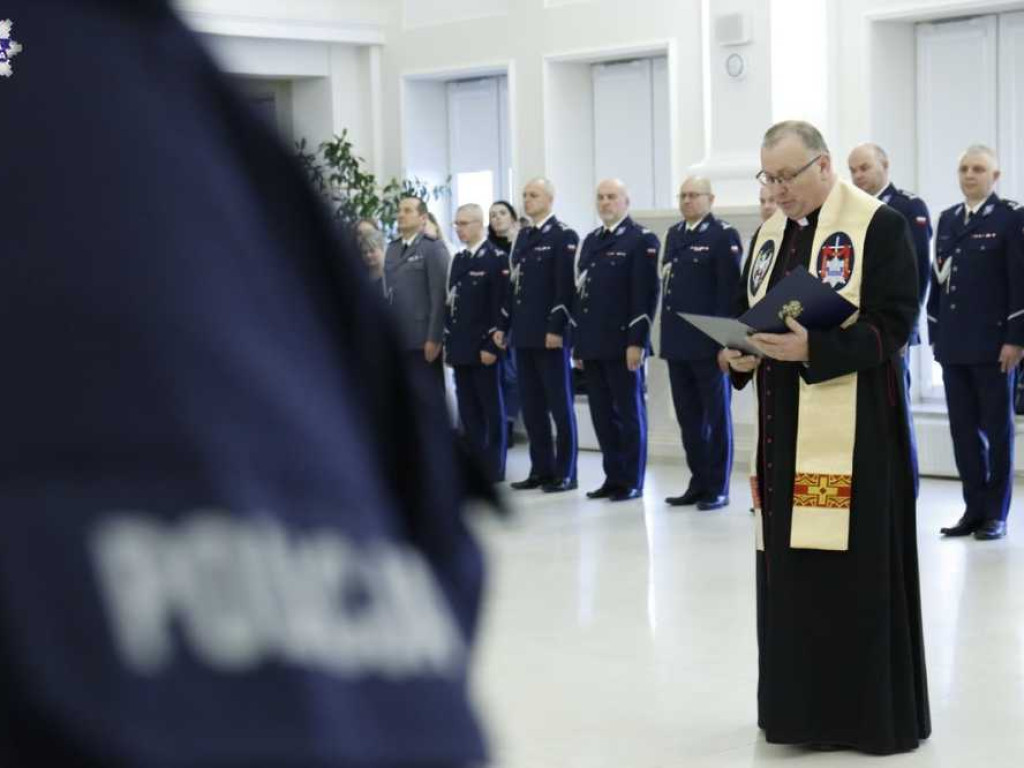 Nowi policjanci zasilą również hrubieszowską komendę [ZDJĘCIA]
