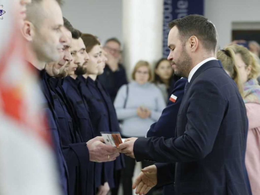 Nowi policjanci zasilą również hrubieszowską komendę [ZDJĘCIA]