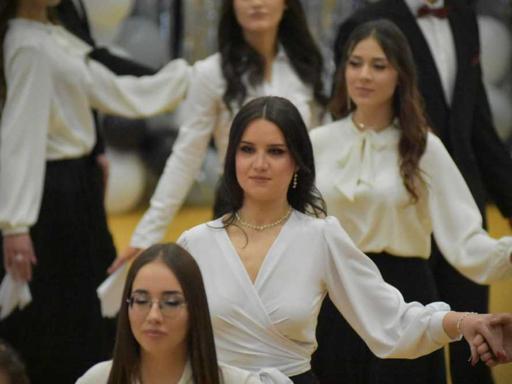 Hrubieszów: Studniówka w Staszicu [ZDJĘCIA]