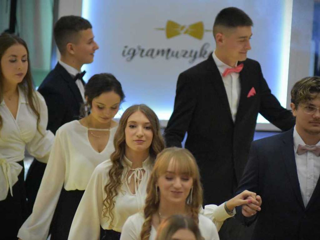 Hrubieszów: Studniówka w Staszicu [ZDJĘCIA]