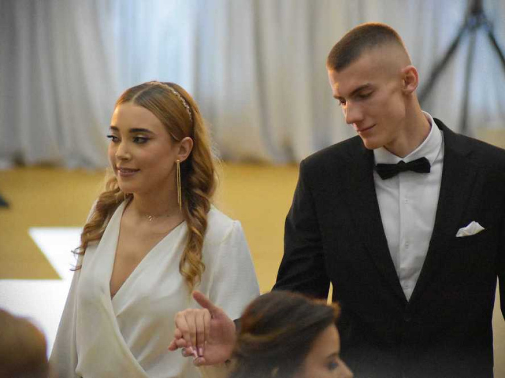 Hrubieszów: Studniówka w Staszicu [ZDJĘCIA]