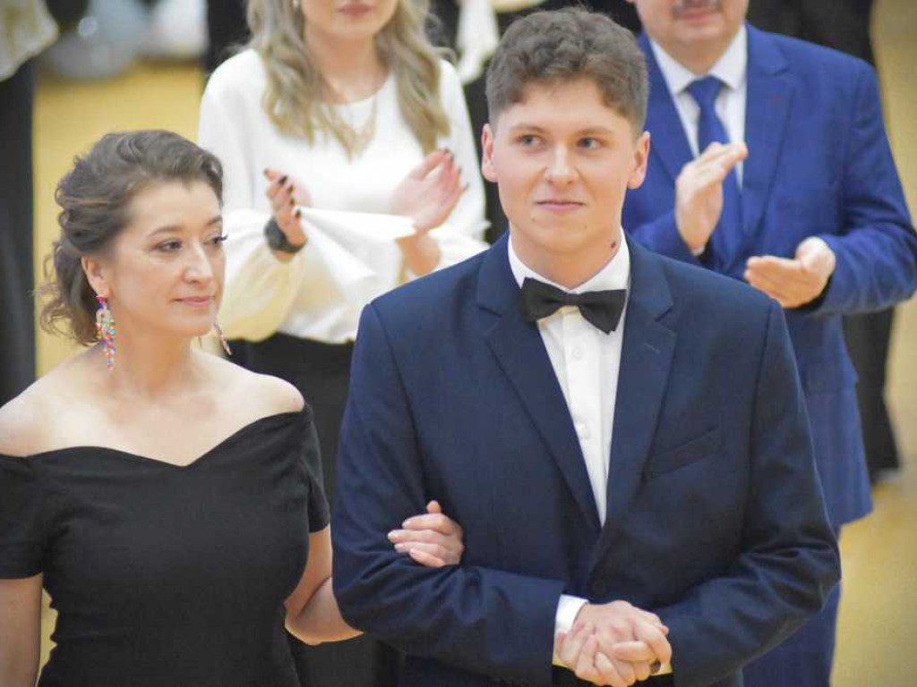Hrubieszów: Studniówka w Staszicu [ZDJĘCIA]