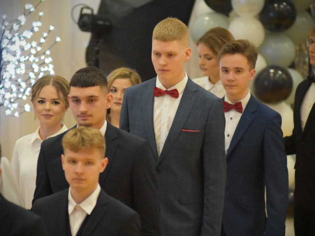 Hrubieszów: Studniówka w Staszicu [ZDJĘCIA]