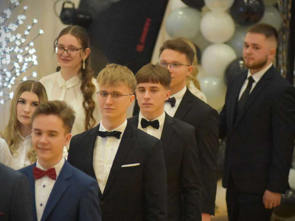 Hrubieszów: Studniówka w Staszicu [ZDJĘCIA]