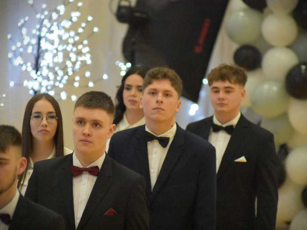 Hrubieszów: Studniówka w Staszicu [ZDJĘCIA]