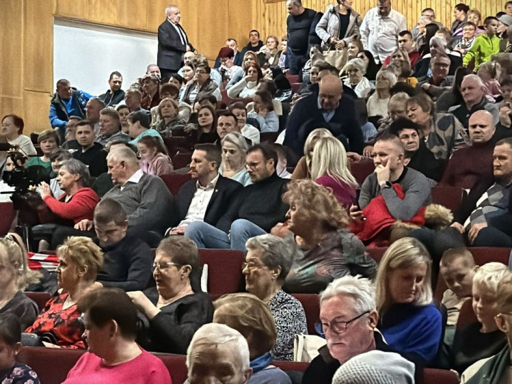 Hrubieszów: Dzieci dla babci i dziadków [ZDJĘCIA]
