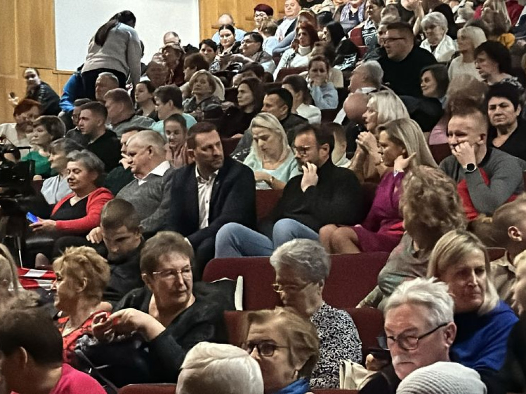 Hrubieszów: Dzieci dla babci i dziadków [ZDJĘCIA]
