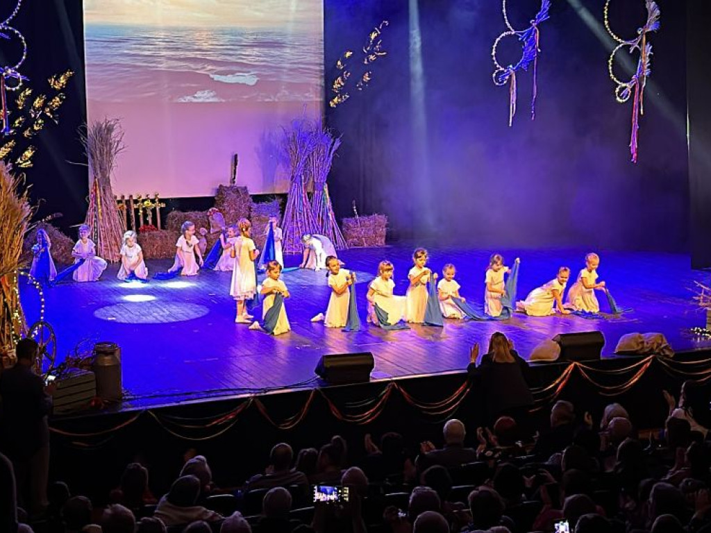 Hrubieszów: Dzieci dla babci i dziadków [ZDJĘCIA]