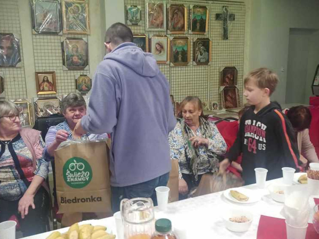 Hrubieszów: Dzień Babci i Dziadka z Caritas [ZDJĘCIA]