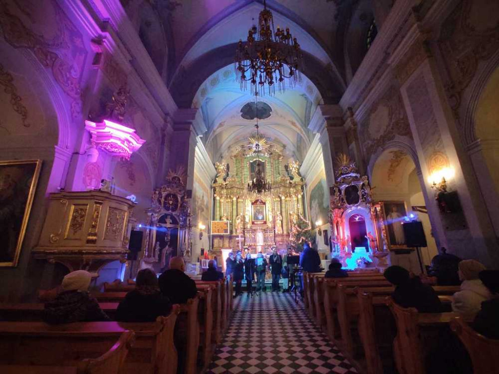 Hrubieszów: Wieczór z kolędą w kościele Św. Mikołaja [ZDJĘCIA]