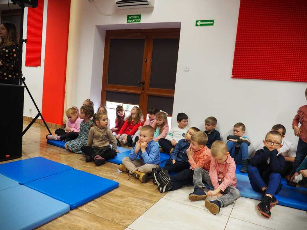 Dzieci dla babci i dziadków [ZDJĘCIA]