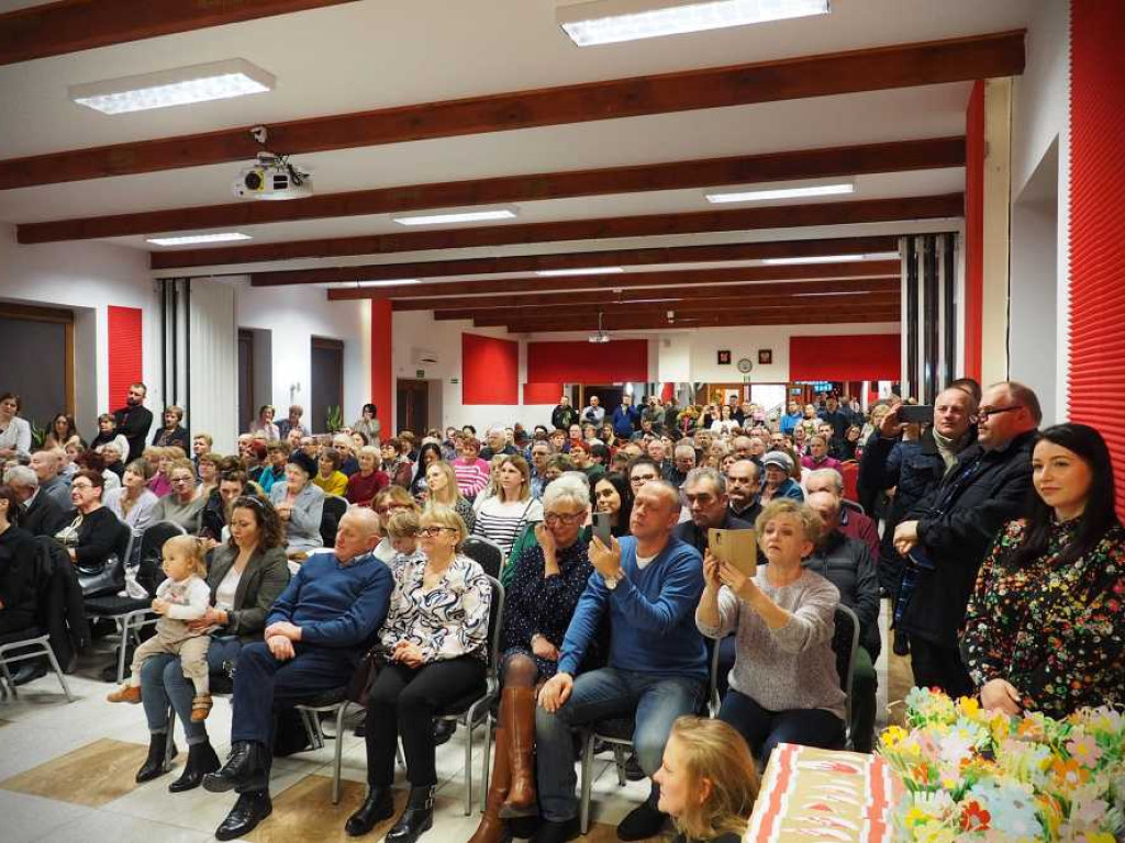 Dzieci dla babci i dziadków [ZDJĘCIA]