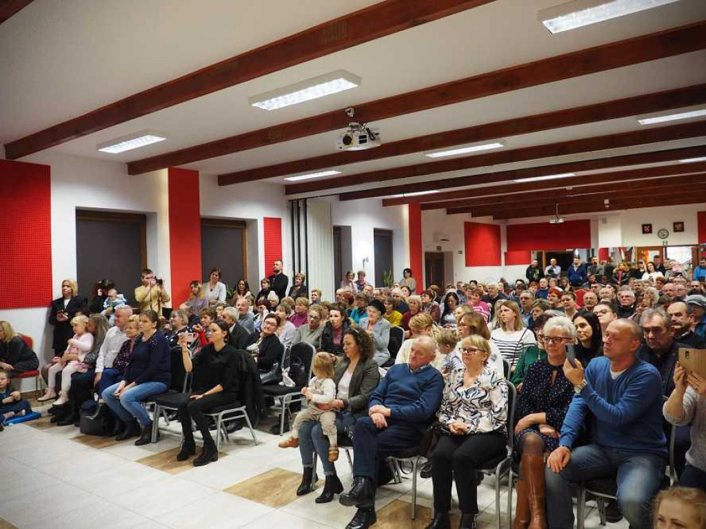Dzieci dla babci i dziadków [ZDJĘCIA]