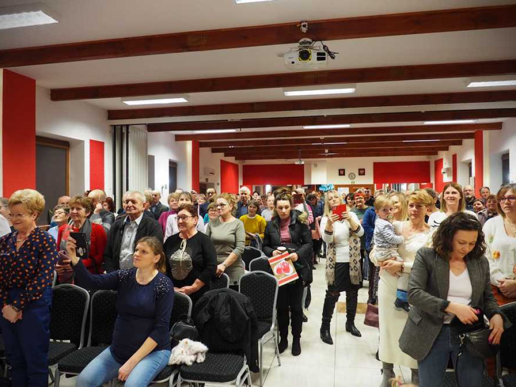Dzieci dla babci i dziadków [ZDJĘCIA]