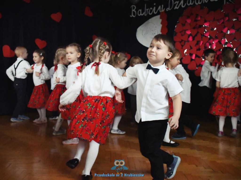 Hrubieszów: Dzień babci i dziadka w przedszkolu [ZDJĘCIA]