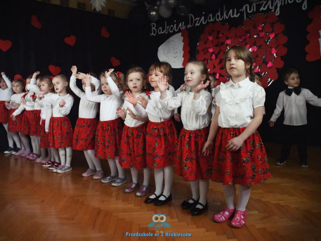 Hrubieszów: Dzień babci i dziadka w przedszkolu [ZDJĘCIA]