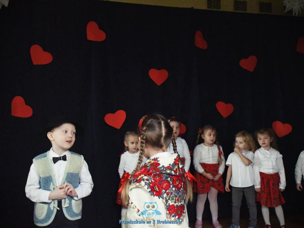 Hrubieszów: Dzień babci i dziadka w przedszkolu [ZDJĘCIA]