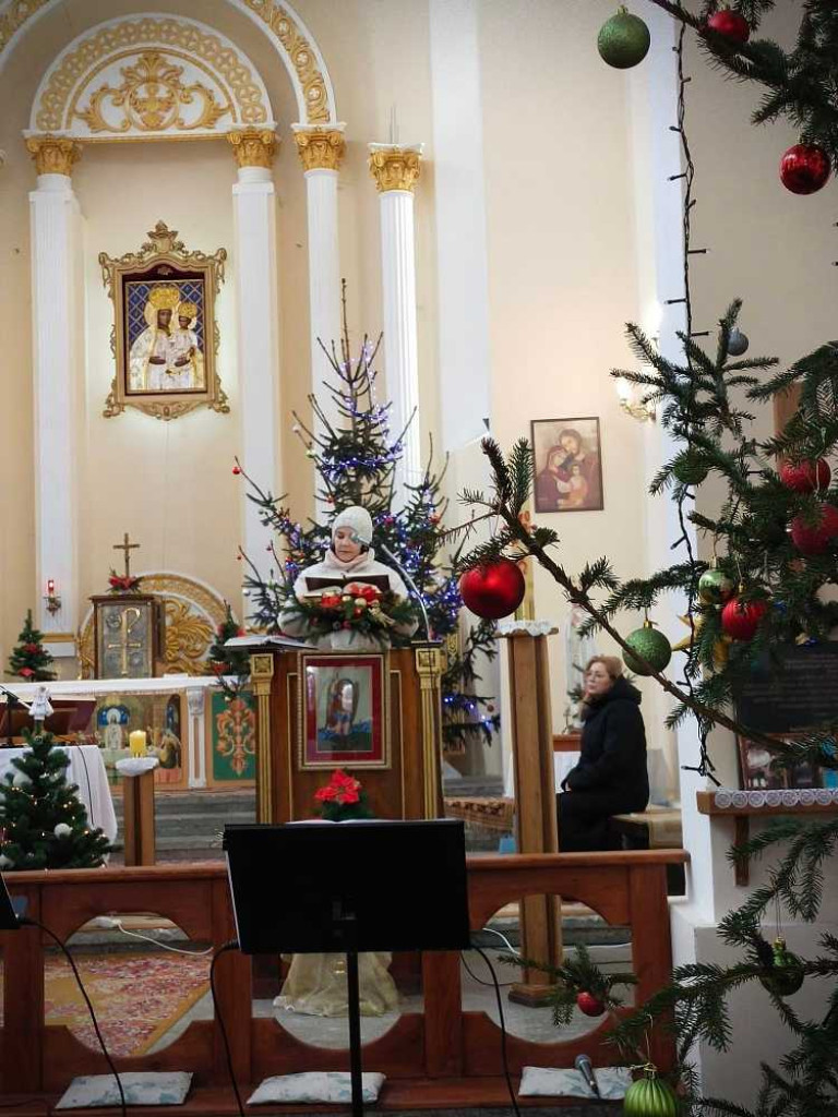 Hrubieszów: Zawieźli dary do Sokala. Zaśpiewał Hubal [ZDJĘCIA]