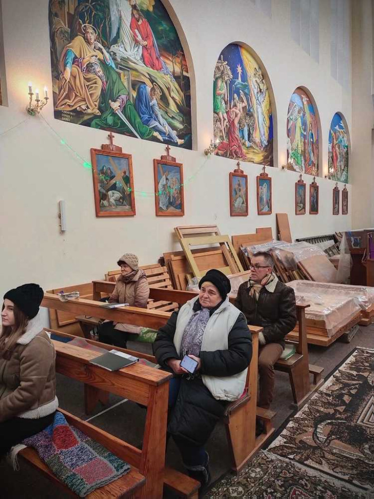 Hrubieszów: Zawieźli dary do Sokala. Zaśpiewał Hubal [ZDJĘCIA]