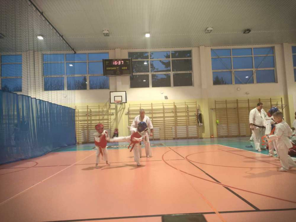 Niektórzy wystartowali po raz pierwszy w życiu! Hrubieszowski turniej karate [ZDJĘCIA]