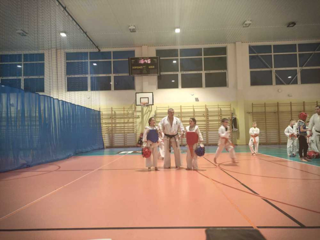 Niektórzy wystartowali po raz pierwszy w życiu! Hrubieszowski turniej karate [ZDJĘCIA]