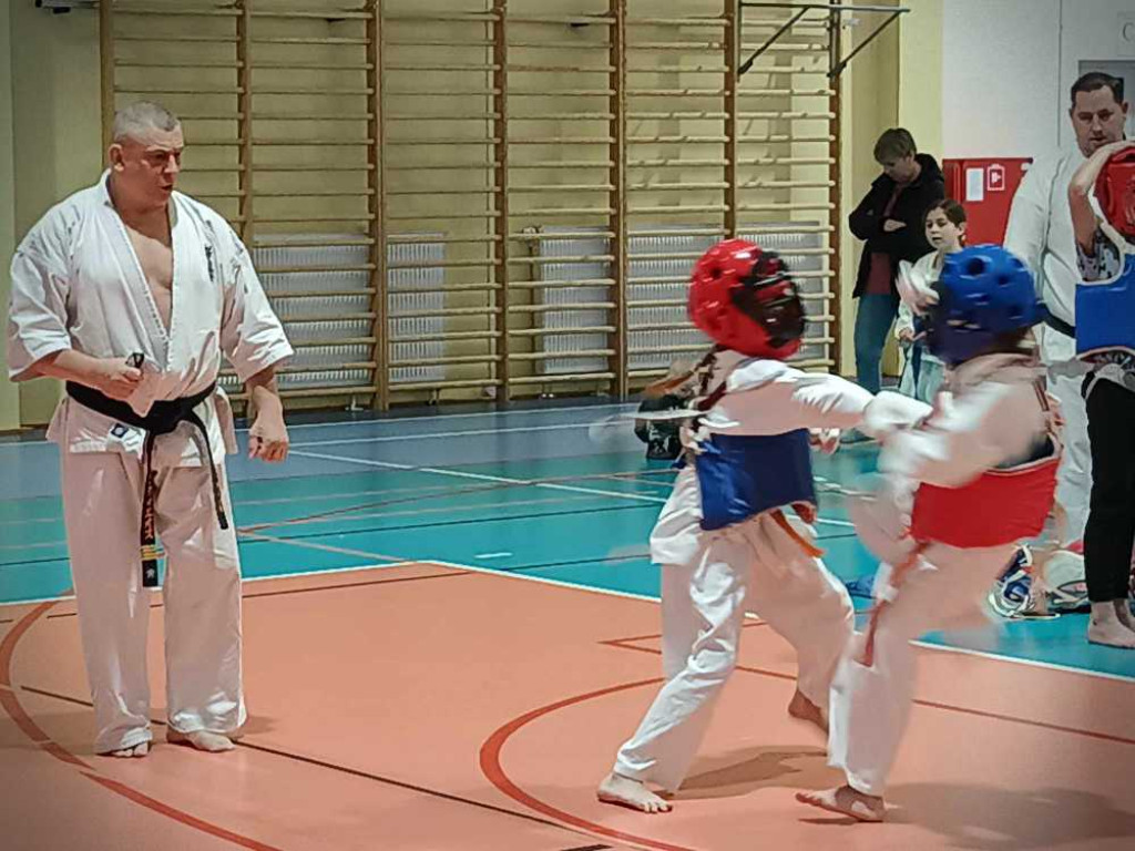 Niektórzy wystartowali po raz pierwszy w życiu! Hrubieszowski turniej karate [ZDJĘCIA]
