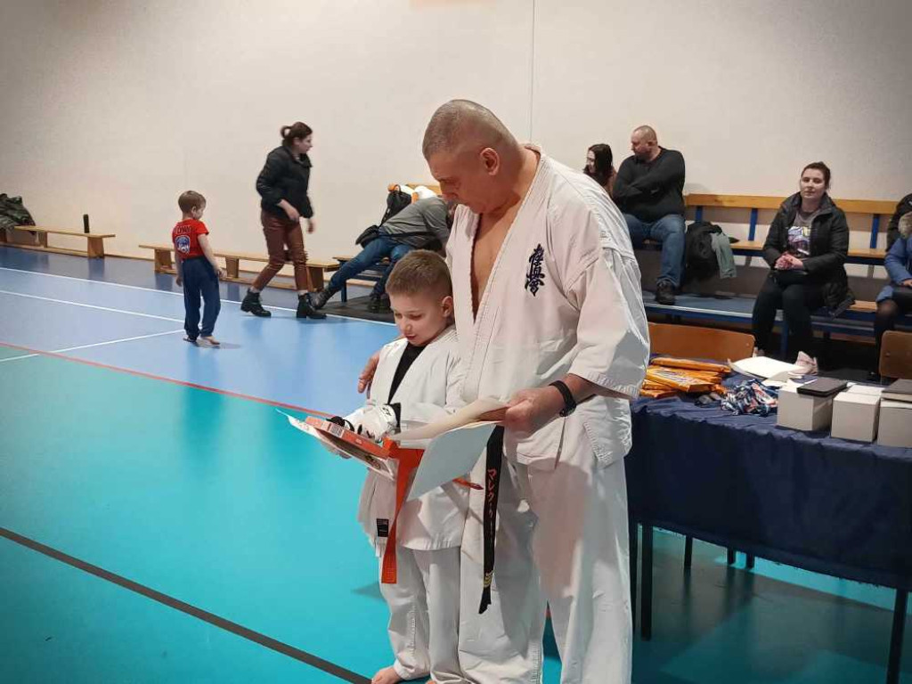 Niektórzy wystartowali po raz pierwszy w życiu! Hrubieszowski turniej karate [ZDJĘCIA]