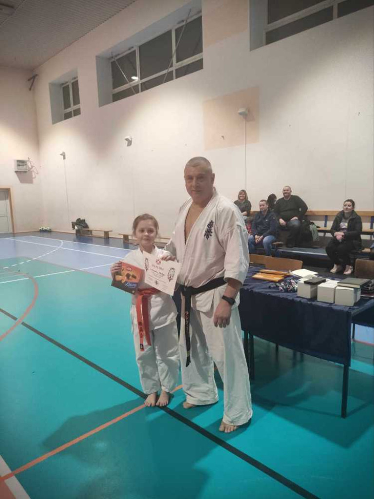 Niektórzy wystartowali po raz pierwszy w życiu! Hrubieszowski turniej karate [ZDJĘCIA]