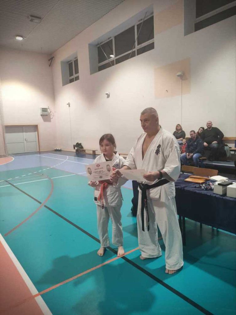 Niektórzy wystartowali po raz pierwszy w życiu! Hrubieszowski turniej karate [ZDJĘCIA]