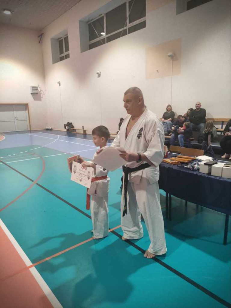 Niektórzy wystartowali po raz pierwszy w życiu! Hrubieszowski turniej karate [ZDJĘCIA]