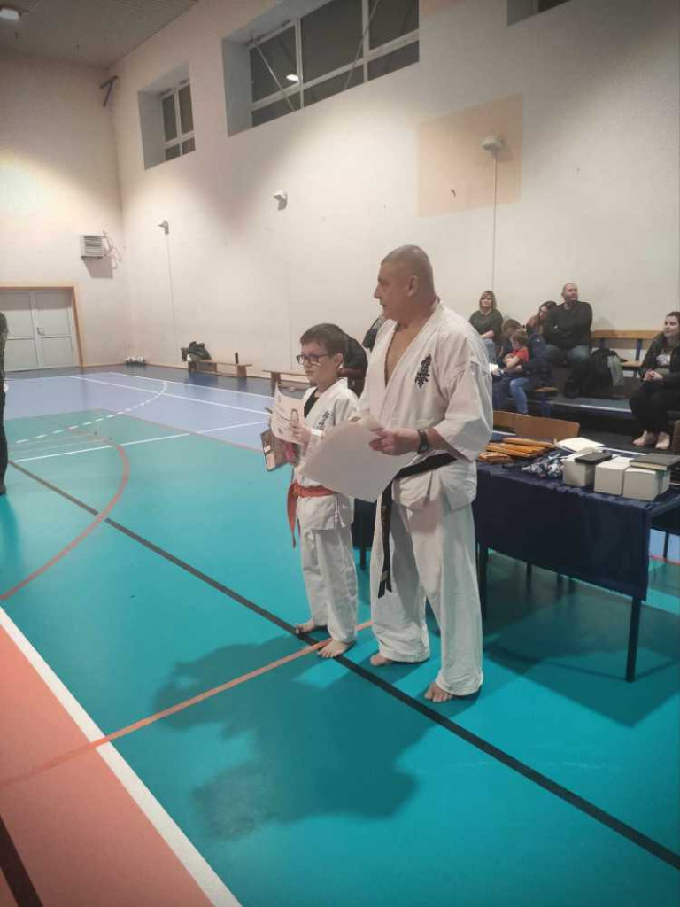 Niektórzy wystartowali po raz pierwszy w życiu! Hrubieszowski turniej karate [ZDJĘCIA]