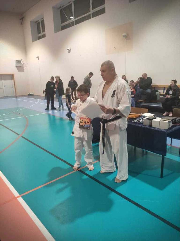 Niektórzy wystartowali po raz pierwszy w życiu! Hrubieszowski turniej karate [ZDJĘCIA]