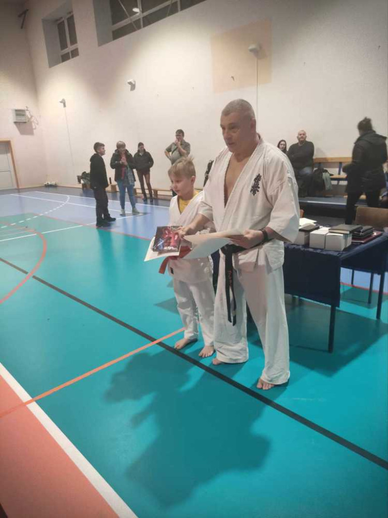 Niektórzy wystartowali po raz pierwszy w życiu! Hrubieszowski turniej karate [ZDJĘCIA]