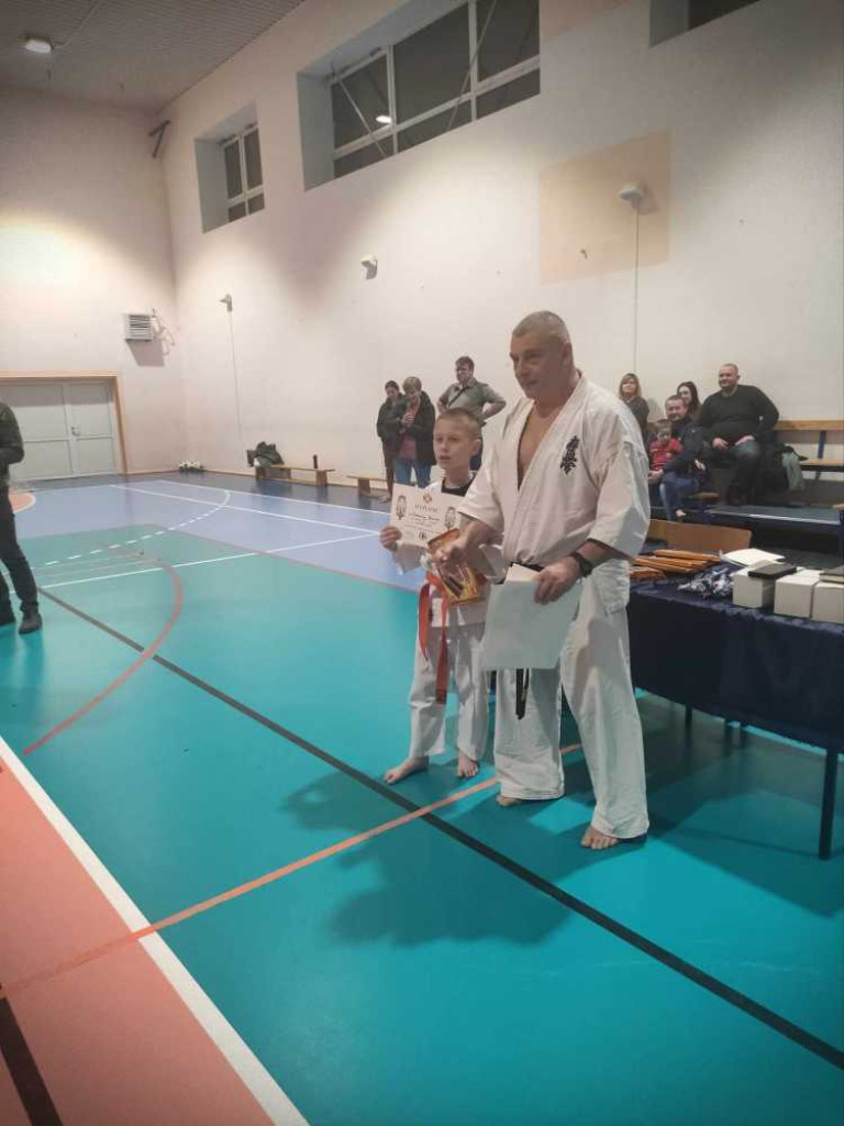 Niektórzy wystartowali po raz pierwszy w życiu! Hrubieszowski turniej karate [ZDJĘCIA]