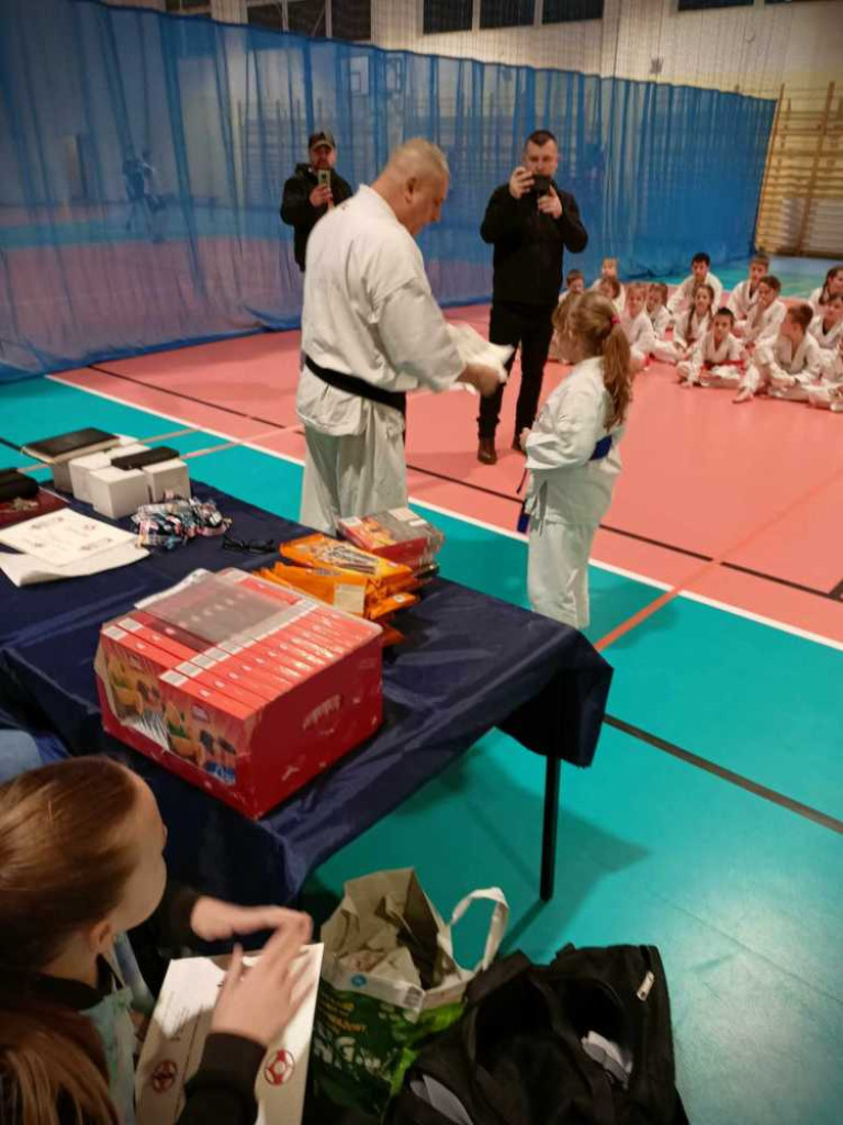 Niektórzy wystartowali po raz pierwszy w życiu! Hrubieszowski turniej karate [ZDJĘCIA]