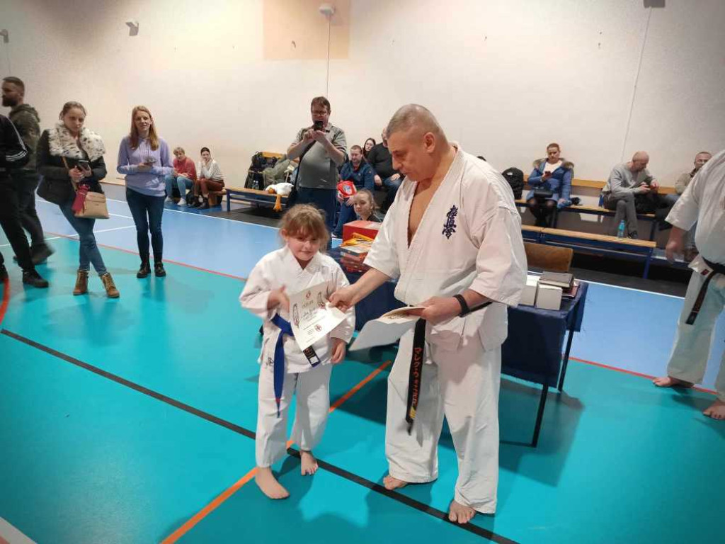 Niektórzy wystartowali po raz pierwszy w życiu! Hrubieszowski turniej karate [ZDJĘCIA]