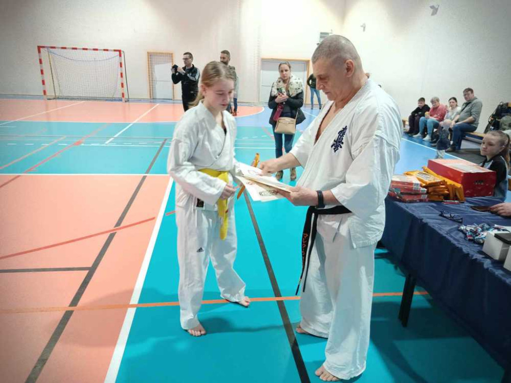 Niektórzy wystartowali po raz pierwszy w życiu! Hrubieszowski turniej karate [ZDJĘCIA]