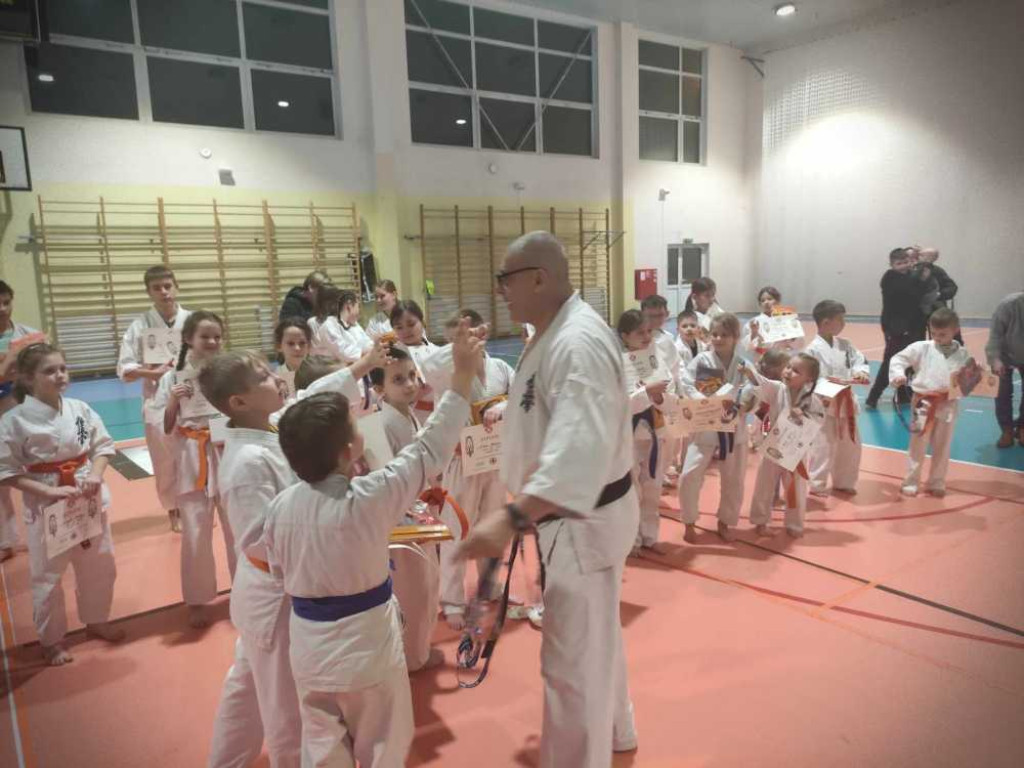 Niektórzy wystartowali po raz pierwszy w życiu! Hrubieszowski turniej karate [ZDJĘCIA]