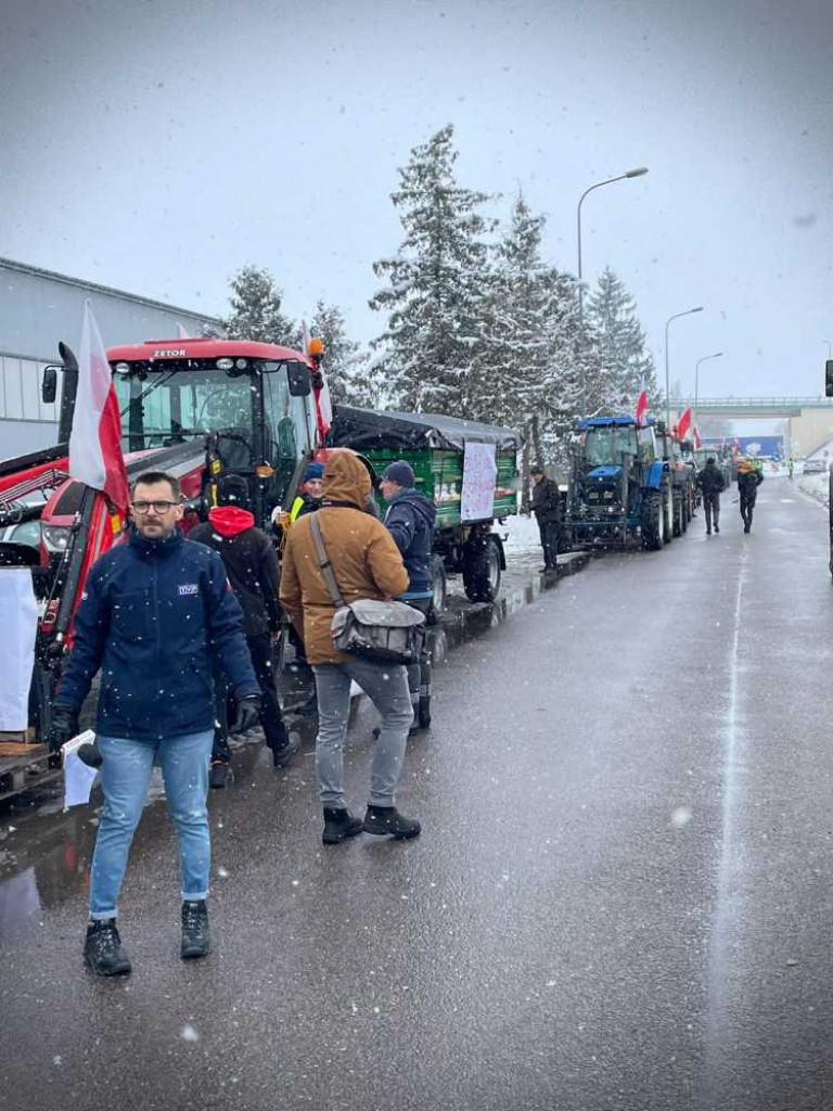 Hrubieszów: Trwa rolniczy protest [ZDJĘCIA]