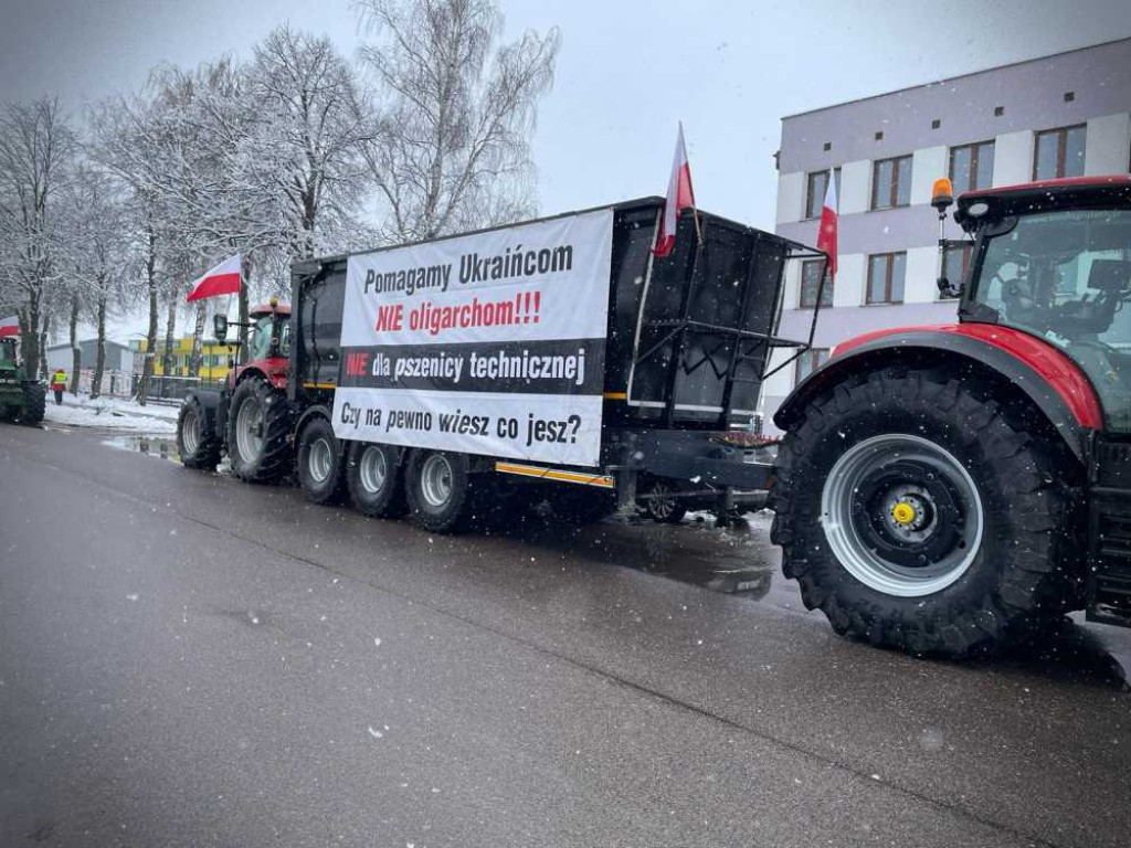 Hrubieszów: Trwa rolniczy protest [ZDJĘCIA]