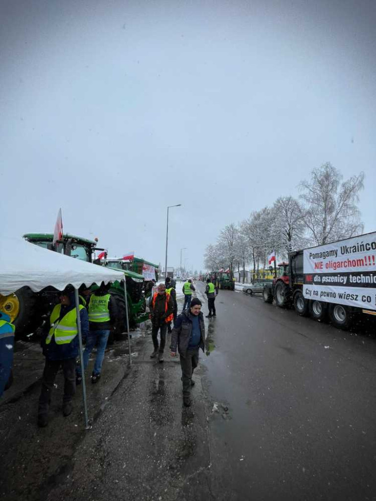 Hrubieszów: Trwa rolniczy protest [ZDJĘCIA]