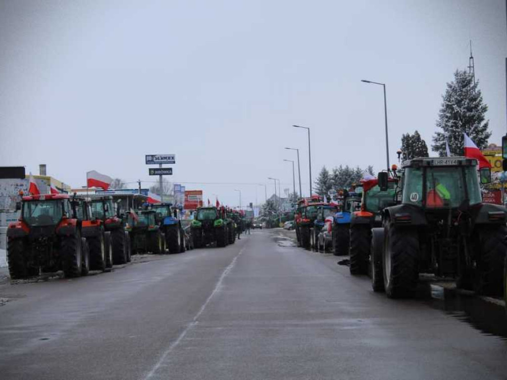 Hrubieszów: Trwa rolniczy protest [ZDJĘCIA]