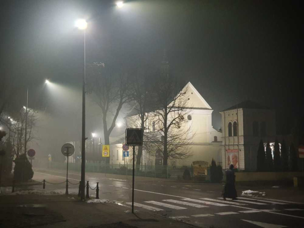 Gdzieś w Hrubieszowie... Mgła [ZDJĘCIA]